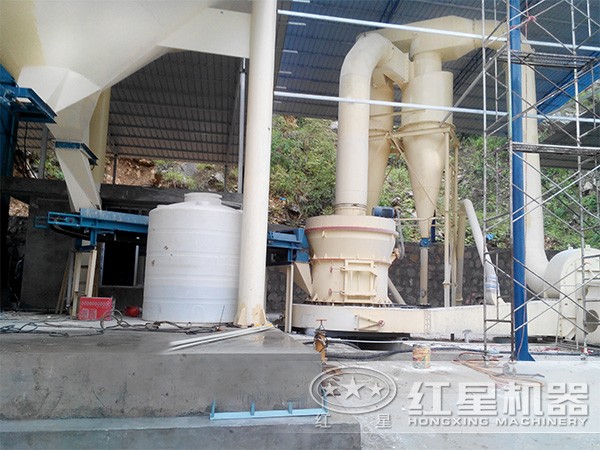 摆式磨粉机客户现场 摆式磨粉机客户现场