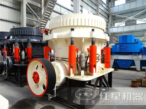 黑锰矿圆锥破碎机生产车间 黑锰矿圆锥破碎机生产车间