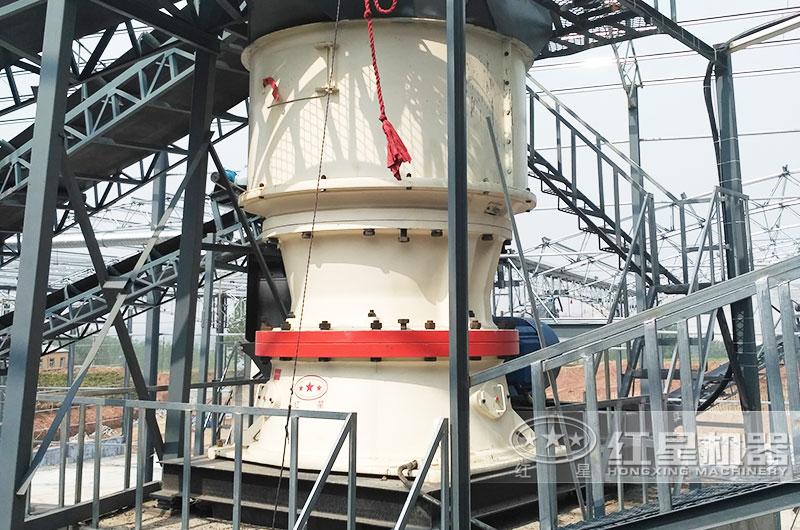 海绿石圆锥破碎机作业现场1 海绿石圆锥破碎机作业现场1