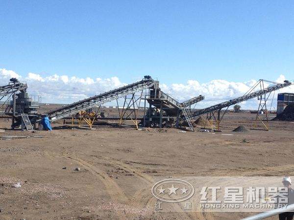 岩石制砂机工作现场 岩石制砂机工作现场