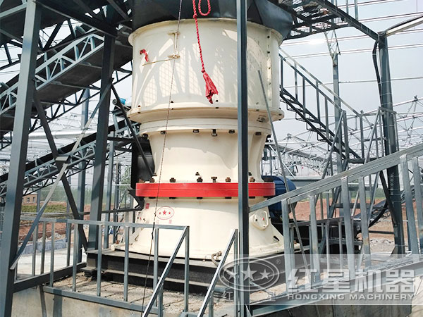 圆锥破破碎花岗岩现场 圆锥破破碎花岗岩现场