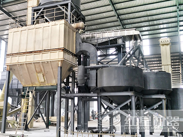 南非萤石磨粉加工现场 南非萤石磨粉加工现场