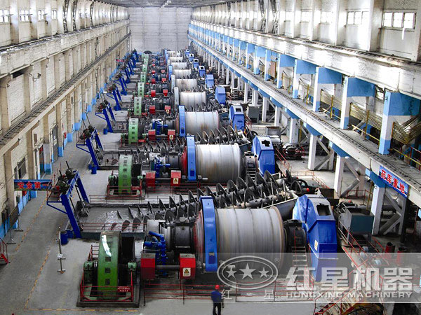 金矿球磨机工作现场 金矿球磨机工作现场