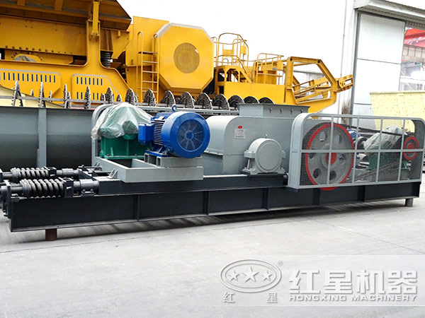 四辊破碎机 四辊破碎机