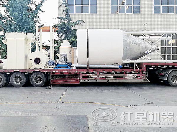 石灰石磨粉机发货图 石灰石磨粉机发货图