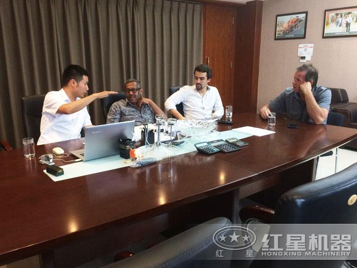 开云电竞与国外客户商谈价格,达成合作协议 开云电竞与国外客户商谈价格,达成合作协议