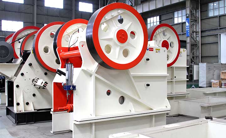 欧版颚式破碎机机架 欧版颚式破碎机机架