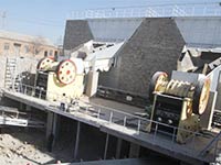 ��һ��ʯ�ӳ���ҪͶ�ʶ���Ǯ