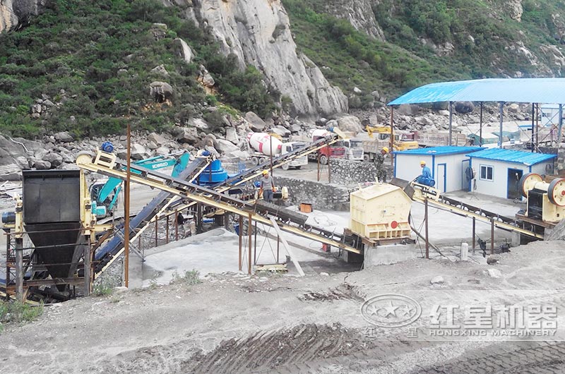 固定时产500吨石灰石制砂生产线现场 固定时产500吨石灰石制砂生产线现场