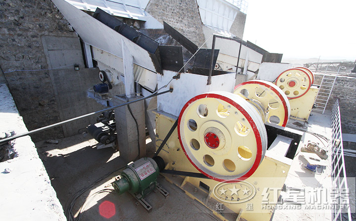 1200\*1500颚破机现场直观图