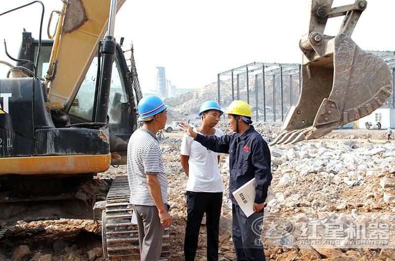 开云电竞技术人员现场为用户设计指导安装方案