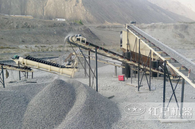 LX-1115螺旋洗砂机洗砂作业现场 LX-1115螺旋洗砂机洗砂作业现场