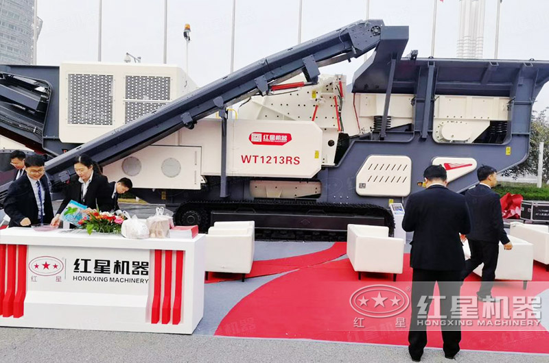 反击式履带破碎一体机 反击式履带破碎一体机