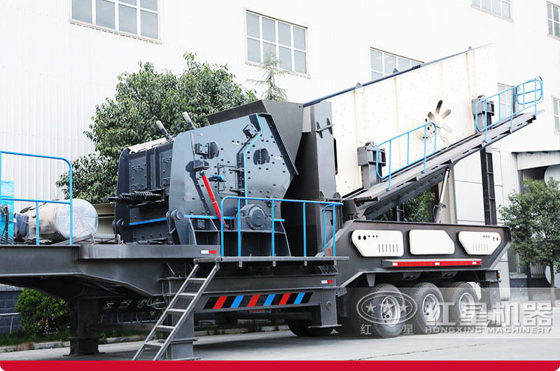 反击式轮胎移动破碎站图片 反击式轮胎移动破碎站图片