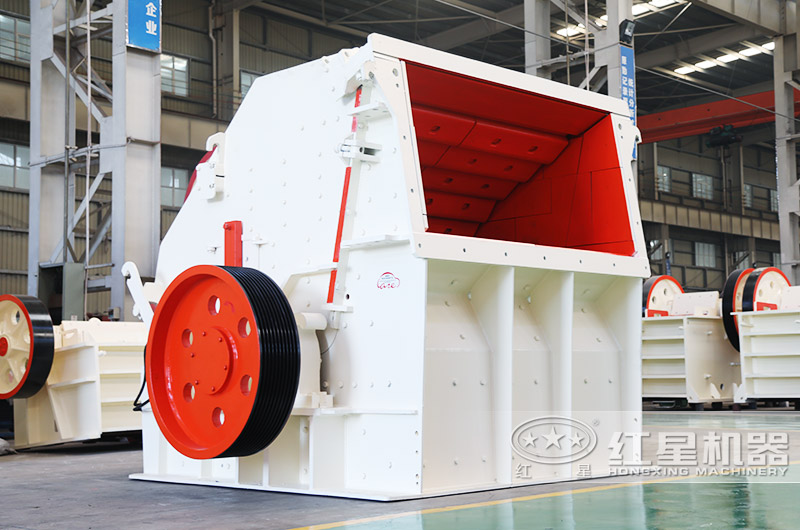 反击式破碎机,成品呈立方体状,粒形好 反击式破碎机,成品呈立方体状,粒形好