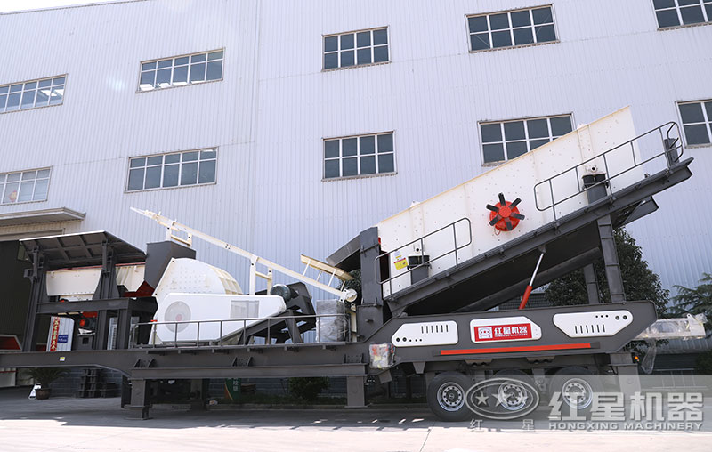 移动式大型锤式破碎机 移动式大型锤式破碎机
