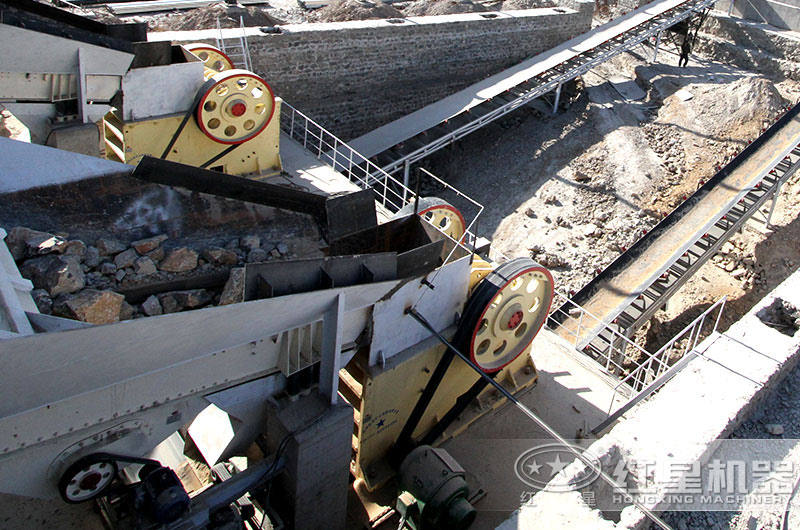 颚破机作业现场 颚破机作业现场