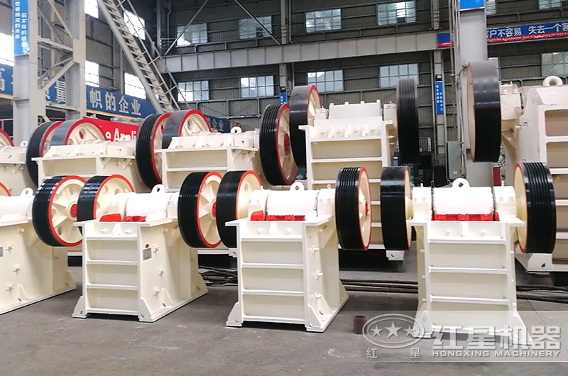 小型鄂式粉碎机图片 小型鄂式粉碎机图片