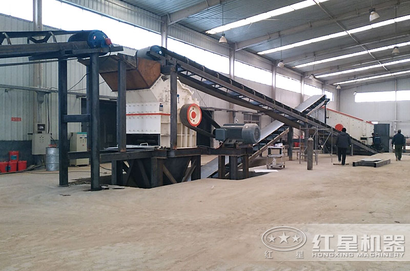 ɽ���ͻ�С����ɰ���������ֳ�