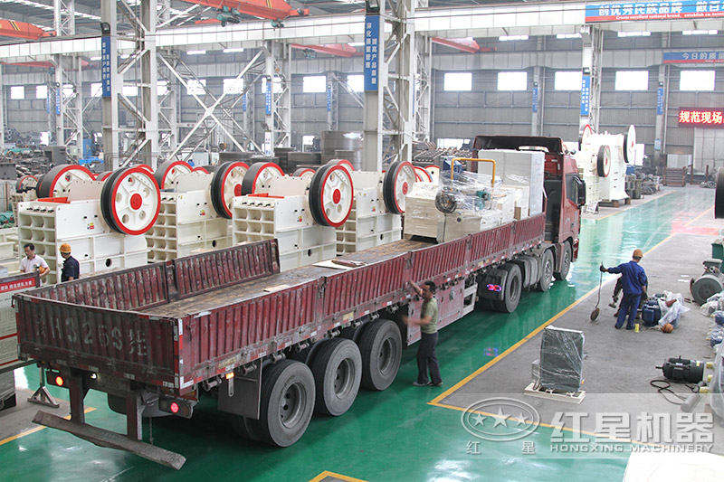 小型石头破碎机车间装车发货 小型石头破碎机车间装车发货