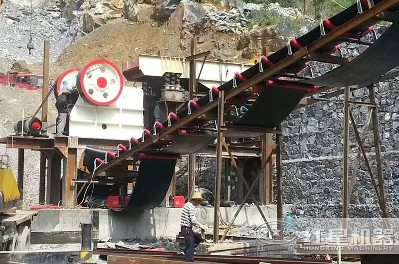 颚式破碎机作业现场图片 颚式破碎机作业现场图片