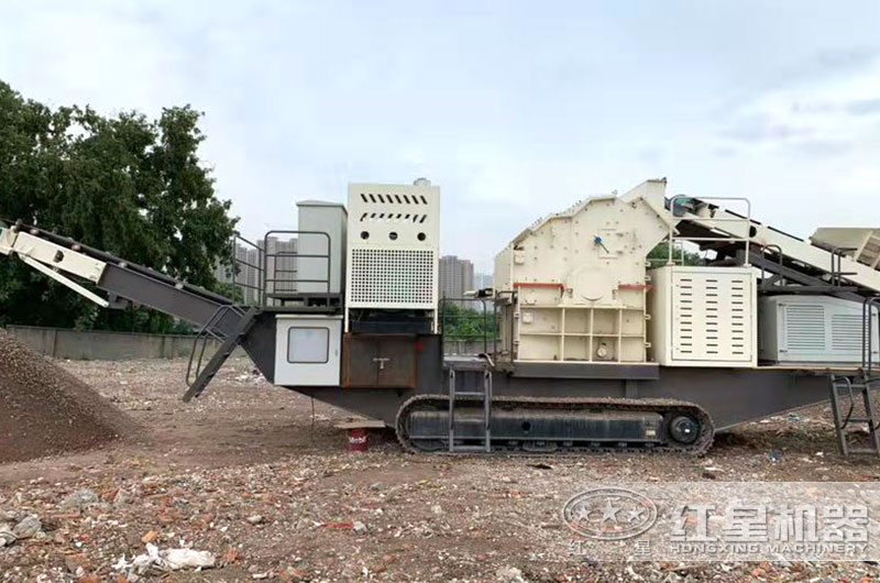 履带式小型流动打沙机一体机工作现场 履带式小型流动打沙机一体机工作现场