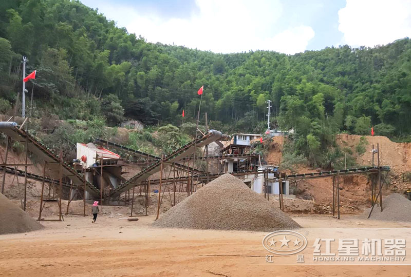 石子厂破碎现场 石子厂破碎现场