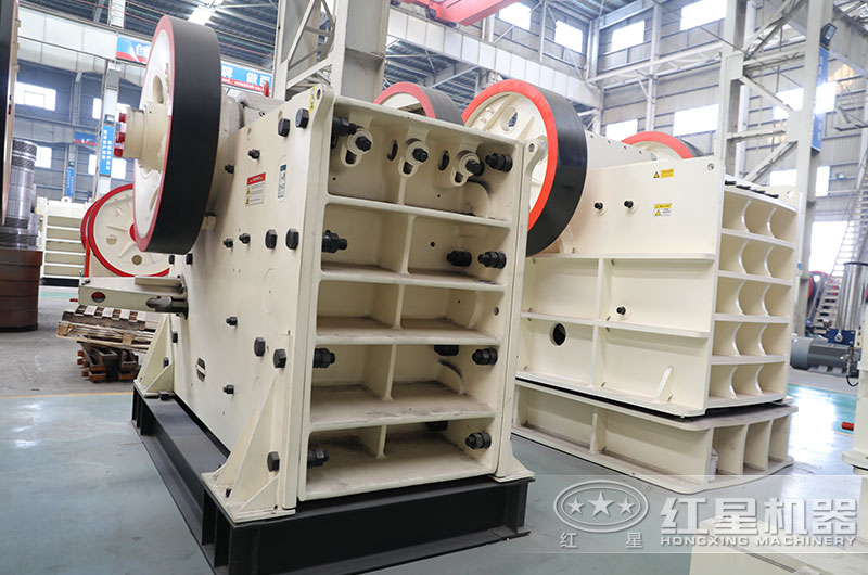 颚式破碎机实拍图 颚式破碎机实拍图