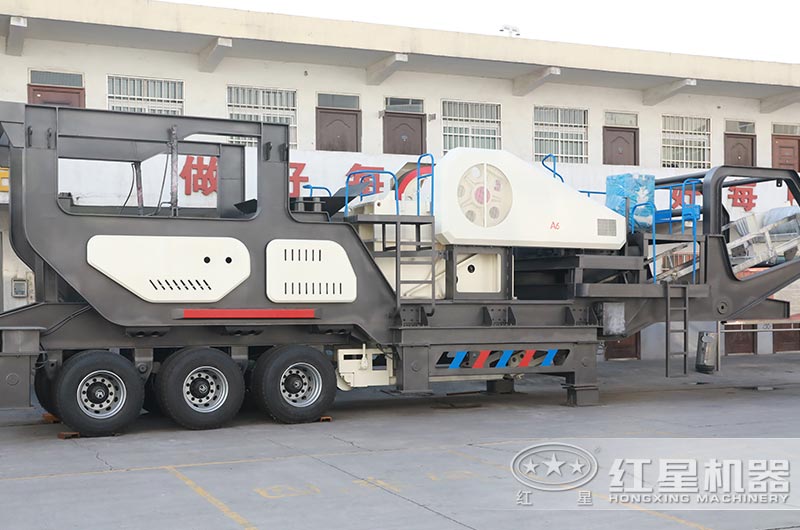 移动建筑垃圾粉碎机:轮胎移动鄂破机 移动建筑垃圾粉碎机:轮胎移动鄂破机