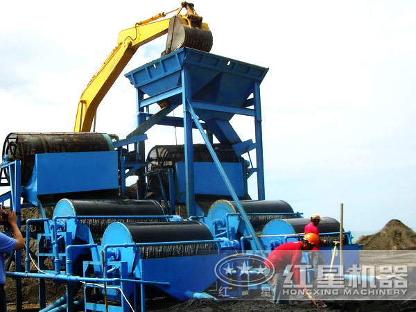 河南客户永磁筒式磁选机生产现场 河南客户永磁筒式磁选机生产现场