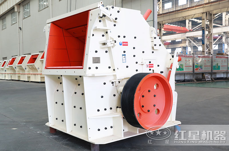 反击式碎石机图片 反击式碎石机图片