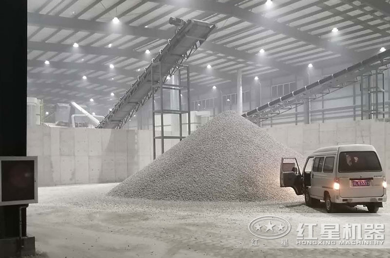 石头打砂生产现场实拍 石头打砂生产现场实拍