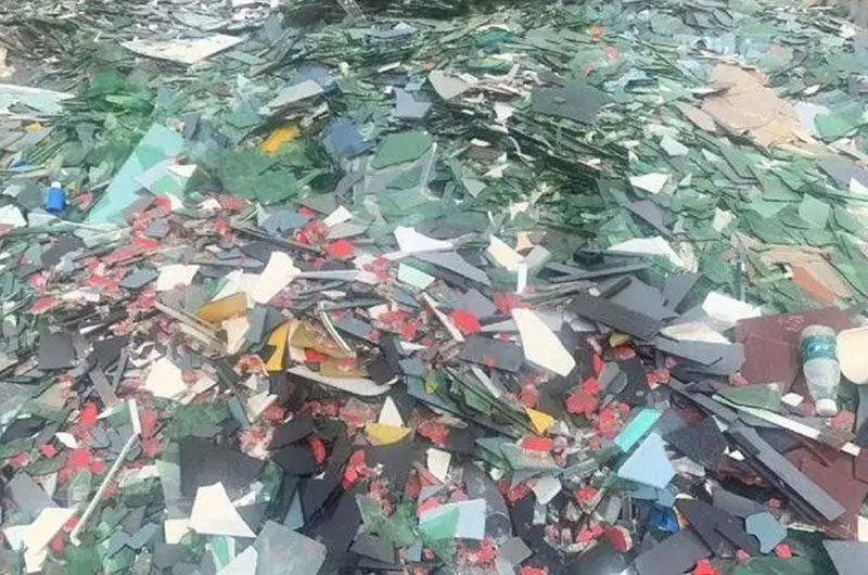 随处可见的废玻璃 随处可见的废玻璃