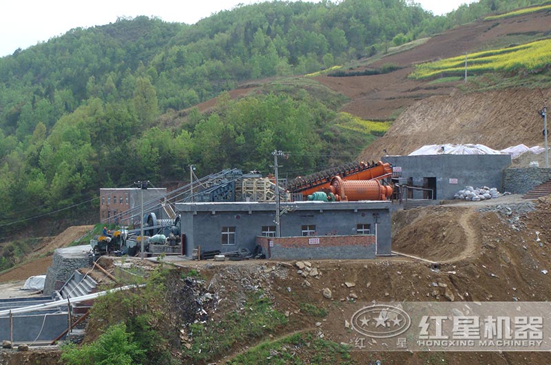 开云电竞球磨机作业现场实拍 开云电竞球磨机作业现场实拍