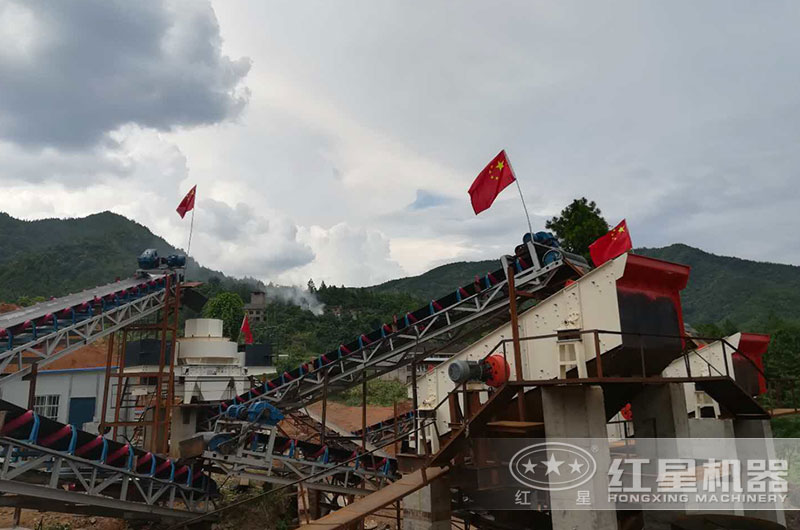 河卵石制砂碎砂加工现场 河卵石制砂碎砂加工现场