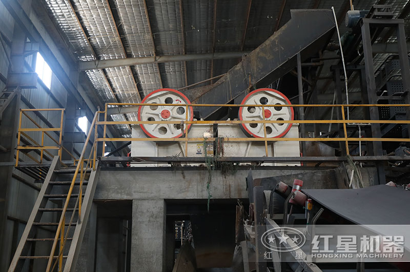 颚式破碎机 颚式破碎机