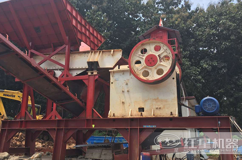 鄂式破碎机 鄂式破碎机