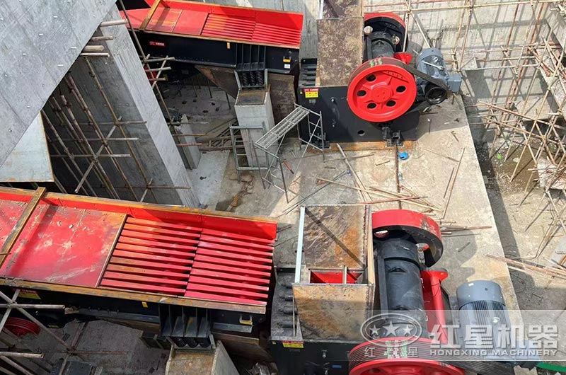 鄂式破碎机破碎现场 鄂式破碎机破碎现场