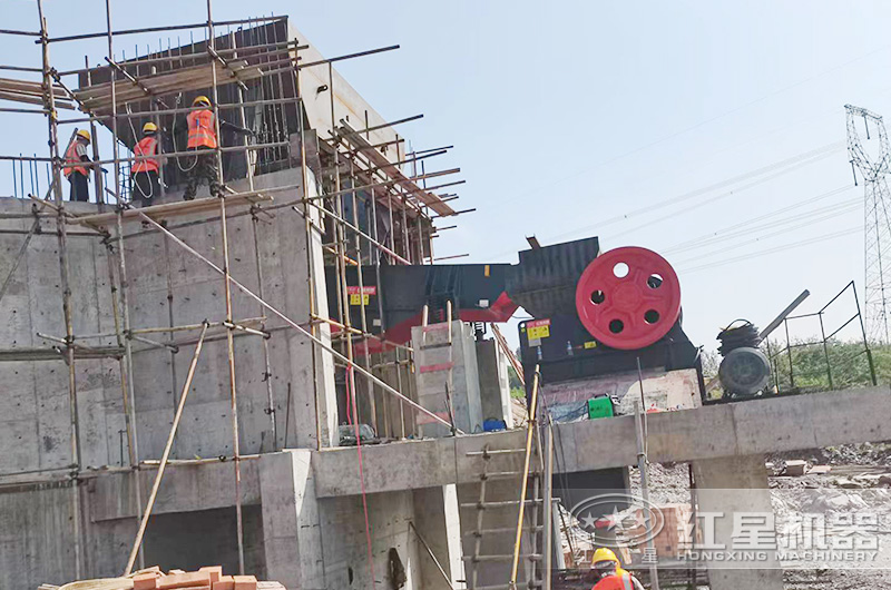 青石碎石加工客户现场 青石碎石加工客户现场