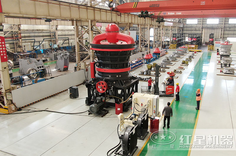 开云电竞旋回破碎机生产车间实拍 开云电竞旋回破碎机生产车间实拍