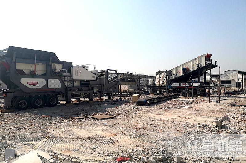 轮胎反击破振动筛移动破碎站 轮胎反击破振动筛移动破碎站