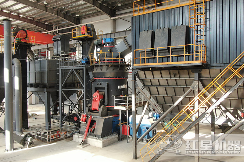 日产300吨石膏粉生产现场 日产300吨石膏粉生产现场